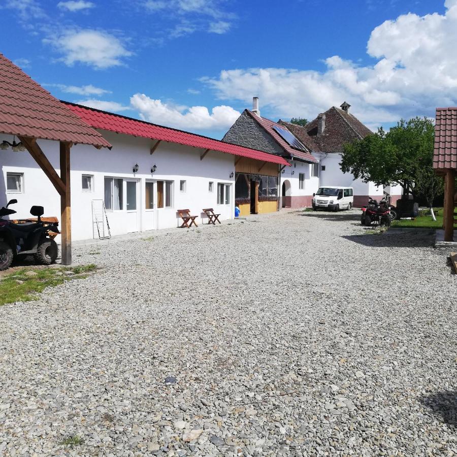 Casa Din Barcut Pensionat Exteriör bild